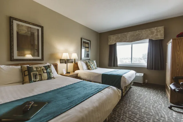 جناح بسريرين كوين مع أريكة، Expressway Suites Bismarck 2/10