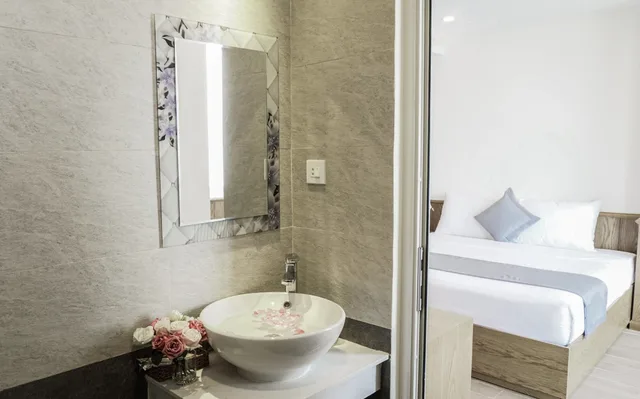Superior, Twin Beds, Sea View, Quang Vinh Hotel 10/10