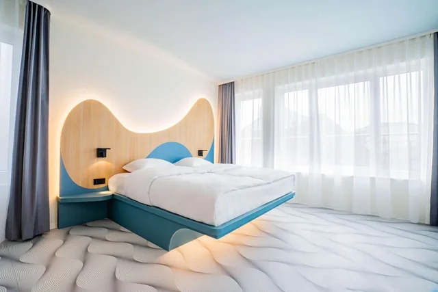Design, Superior, King Bed، Prize by Radisson Dresden-Mitte 7/8