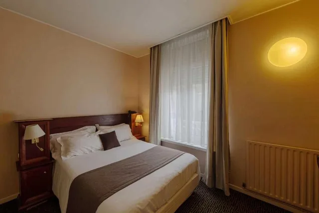 غرفة قياسية بسرير مزدوج، Metropol Hotel 8/10