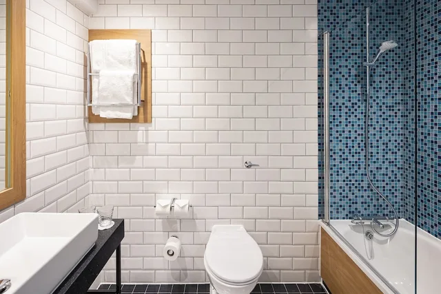 غرفة قياسية بسريرين منفصلين، Holiday Inn Aylesbury 9/10