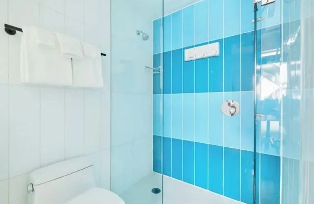 غرفة قياسية، The Beverley Hotel 1/1