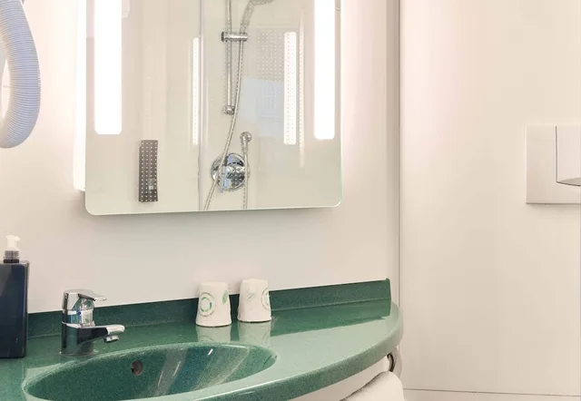 غرفة بسريرين منفصلين، B&B HOTEL Paris Nord 2 CDG Aeroport 3/4
