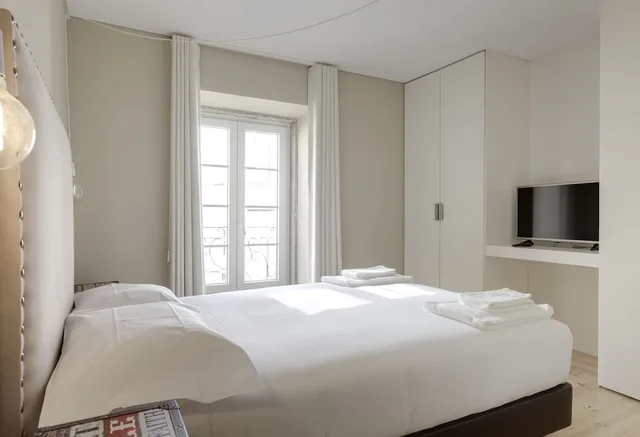 دوبلكس بأربعة أسرّة بـ3 غرف نوم مع أريكة بمطبخ صغير، City Stays Bica Apartments 3/5