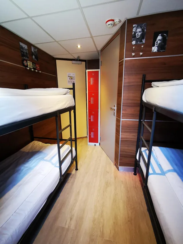 غرفة رباعية بحمام خاص، Hotel Mevlana 5/9