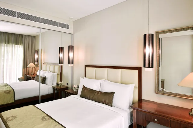 1 Bedroom, Residential, Suite, King Bed, Living Area, Balcony, Kitchenette، Marriott Suites Pune 2/9