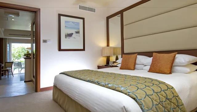 2 Bedrooms, Villa, Queen and Twin Beds, Beach Front, Private Garden, Terrace, Danat Jebel Dhanna Resort 1/2