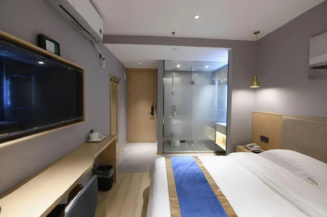 Business, Queen Bed, Shell Shanghai Normal University Hongcao Road Metro Station Guiping Road Hotel 1/2