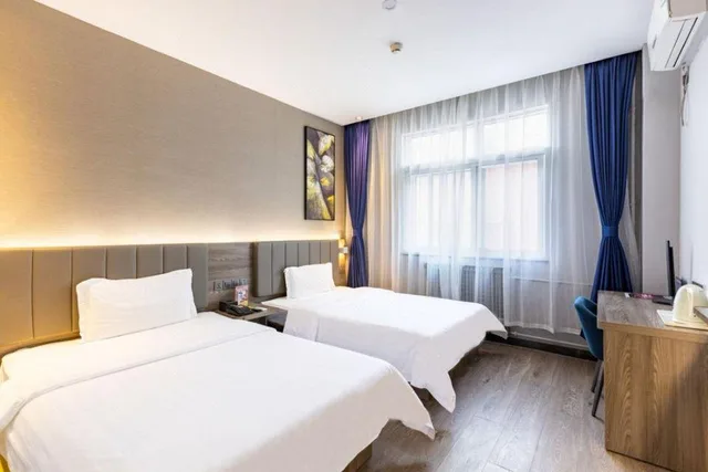 Select, Twin Beds، 7 Days Inn (Beijing Madian Bridge) 1/1