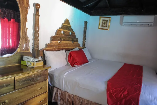 غرفة جونيور بسرير كينج، Glorianna Hotel 1/3