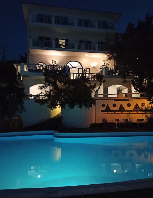 Daidalos Hotel, Chios 1/27