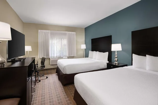 Room, 2 Queen Beds, La Cuesta Inn, BW Signature Collection 1/2