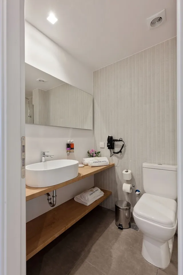 غرفة سوبيريور ثلاثية بسريرين منفصلين مع أريكة، Trendy by Athens Prime Hotels 8/10