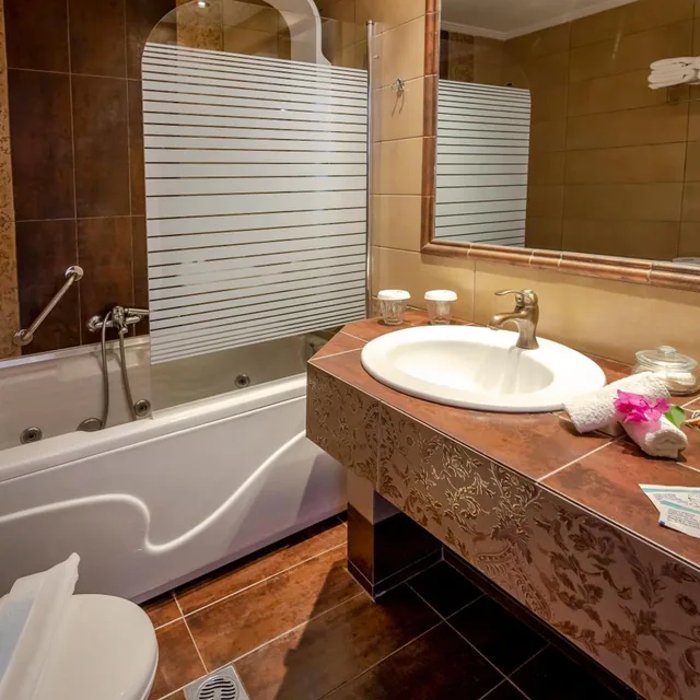 جناح سوبيريور، Peridis Family Resort 6/7