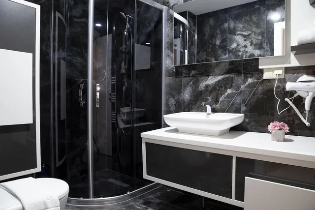 جناح عائلي بسرير مزدوج مع أريكة، Hatton Suites Esenboga 2/2