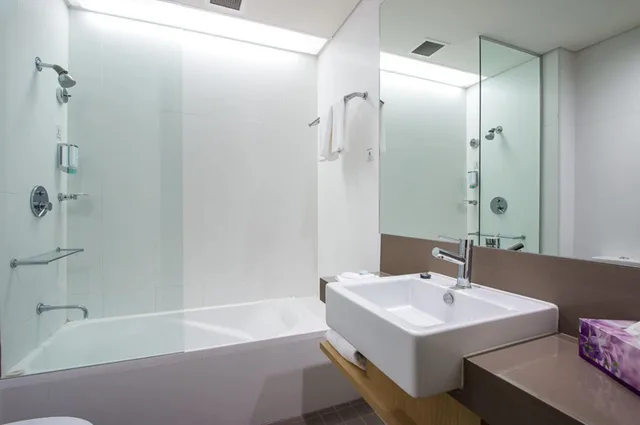 غرفة قياسية بسريرين منفصلين، Alpha Hotel Eastern Creek 3/3