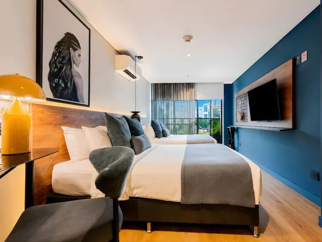Room, 2 Queen Beds, Xl، Hashtag 98 Hotel 6/10