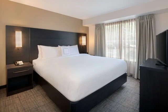 جناح بسرير كينج بغرفة نوم واحدة، Sonesta Es Suites Atlanta Kennesaw Town Center 1/2