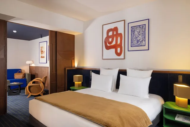 غرفة سيغنتشر بسرير بطابقين وسرير كوين، Cristal Champs Elysees Hotel 2/2