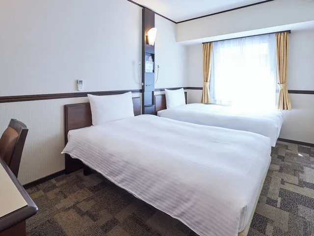 غرفة قياسية بسريرين منفصلين للمدخنين، Toyoko Inn Tochigi Ashikaga-eki Kita-guchi 2/5