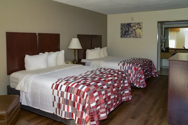 غرفة ديلوكس بسريرين كوين، Red Roof Inn Tallahassee East 3/5