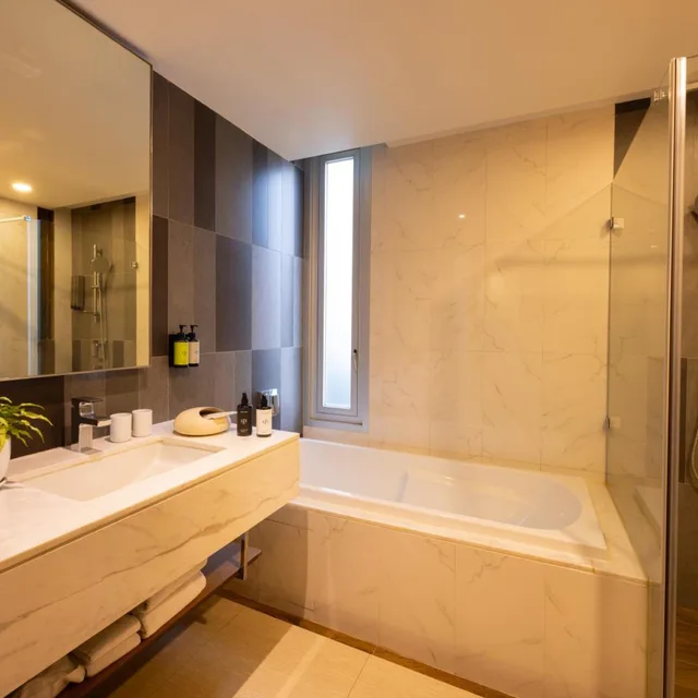 room, Lit Bangkok Residence 8/8