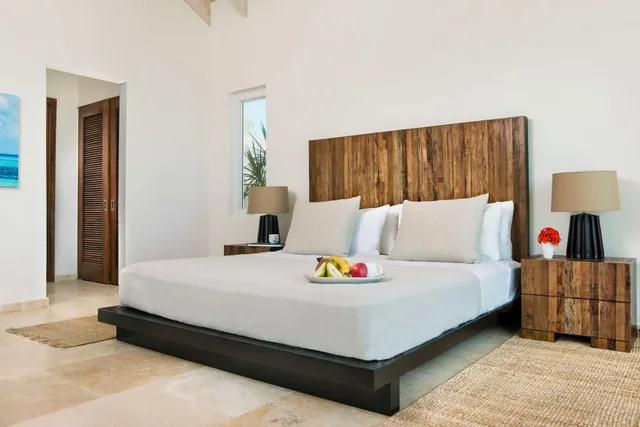 3 Bedrooms, Villa, Beach Front، SAILROCK RESORT 1/3