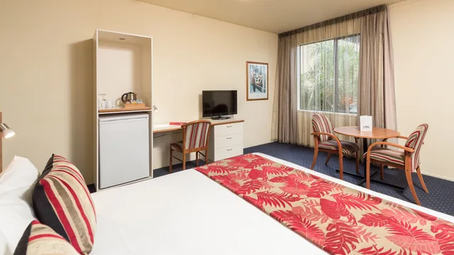 غرفة قياسية بسرير كينج، Heartland Hotel Auckland Airport 1/6
