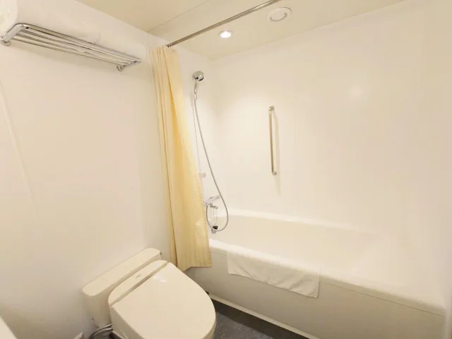 غرفة بسريرين منفصلين وسريرين كينج، Narita Tobu Hotel Airport 3/3