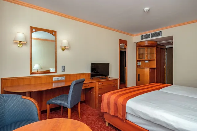 غرفة سوبيريور بسريرين منفصلين، Danubius Health Spa Resort Sarvar 3/5