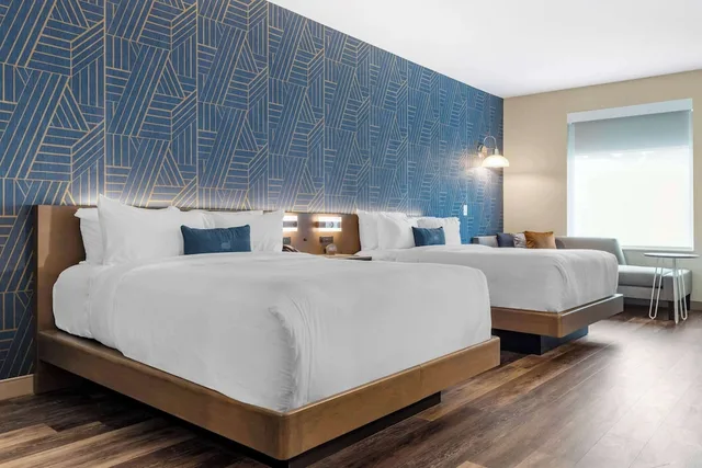 غرفة قياسية بسريرين كوين، DoubleTree by Hilton Summerville Nexton 2/5