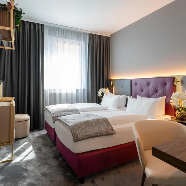 غرفة بسريرين منفصلين، Plaza Premium Muenchen 1/10