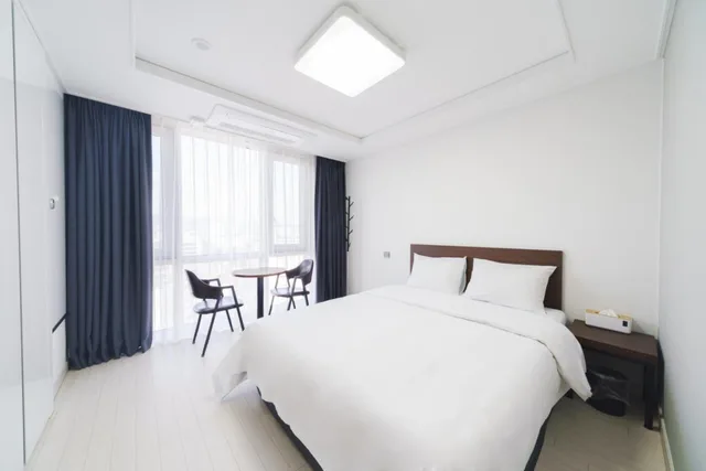 غرفة قياسية مزدوجة، The Venezia Suite Hotel 4/10