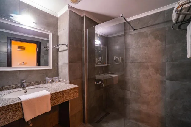 Family, Double and Twin Beds, SENZA Grand Santana Hotel 5/5