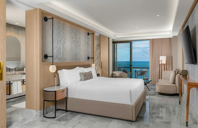 Deluxe, Suite, King Bed, Ocean Front، Waldorf Astoria Riviera Maya 2/3