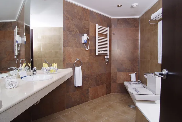 غرفة ديلوكس بسرير مزدوج بغرفة نوم واحدة، Sandos Monaco - Adults Only 3/3