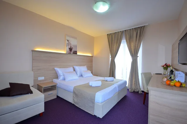 Premium, King and Twin Beds, Resort View, Terrace، Hotel Stella Maris 2/5