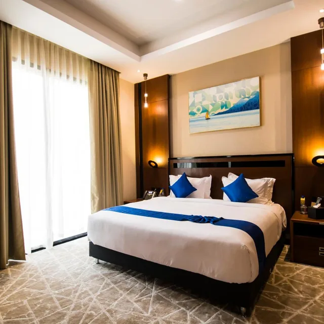 Presidential, Suite, Belad Bont Resort 3/6