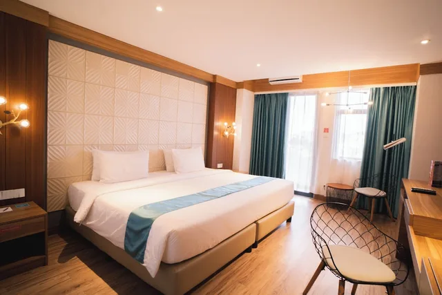 غرفة بريميير بسرير كوين، The Orchard Hotel Baguio 3/9