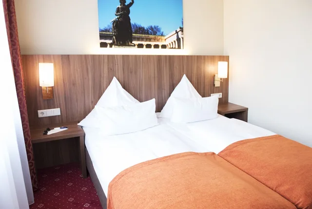 Standard, Queen Bed, Schlicker Zum Goldenen Lowen 5/6