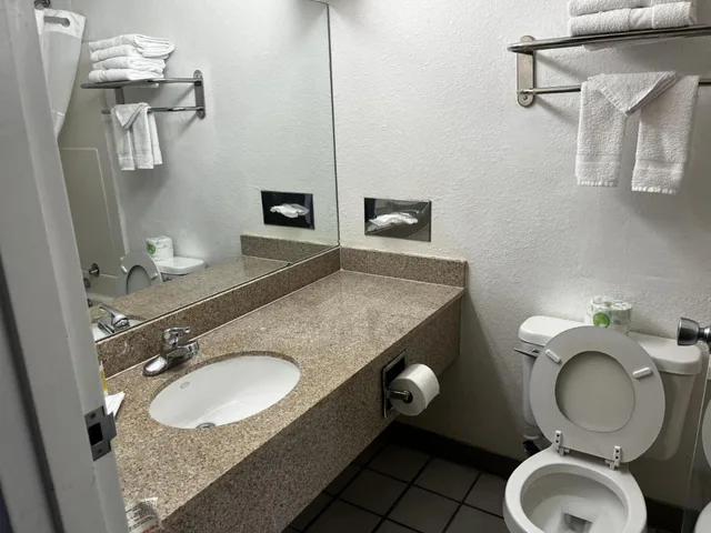 غرفة بسريرين كوين، Budget Inn Laramie (Ex Ramada) 5/10