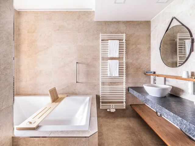 Panorama, Junior Suite, King Bed, Sofa، St Martins Therme Und Lodge 3/4