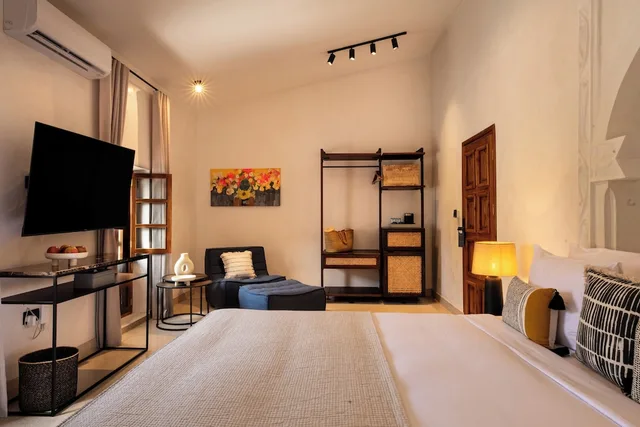 غرفة سوبيريور بسرير كينج، The Neela Boutique Hotel Stone Town 1/9