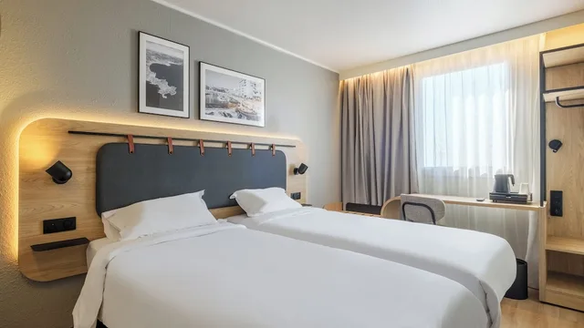 غرفة قياسية بسريرين منفصلين، Campanile Nice Airport 5/10