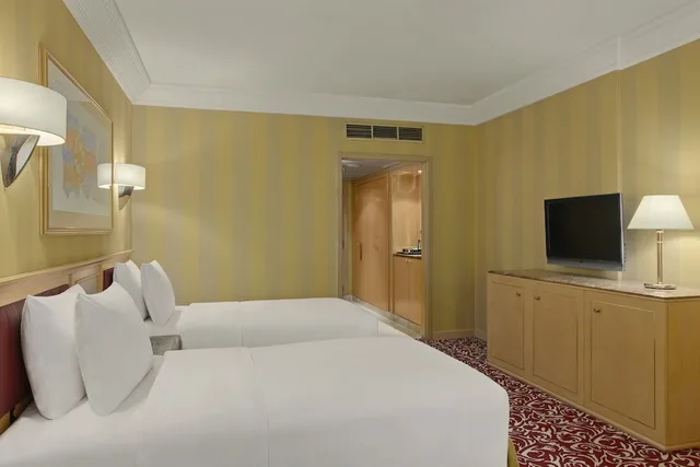 Deluxe, 3 Beds, Partial Haram View, Makkah Towers 3/4