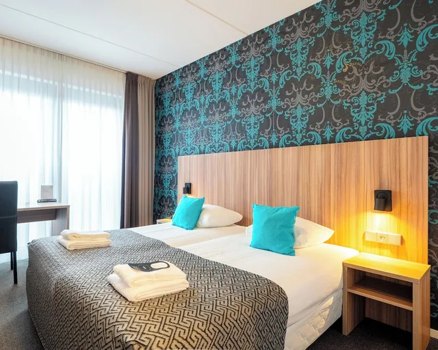 غرفة قياسية بسريرين منفصلين، Martini Hotel 4/6