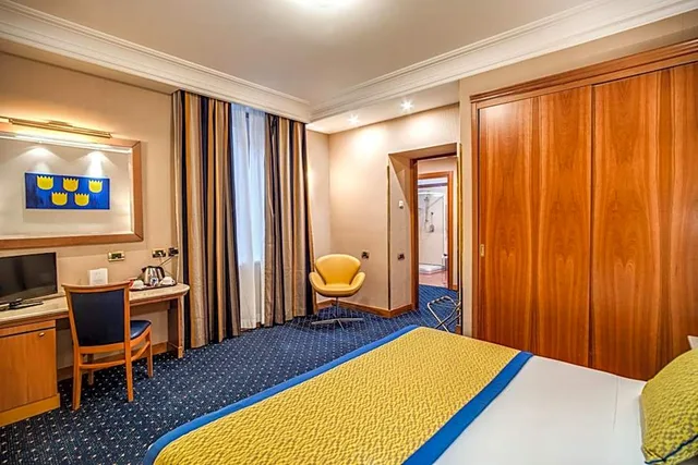 غرفة كلاسيكية ثلاثية، Diocleziano Hotel 4/8