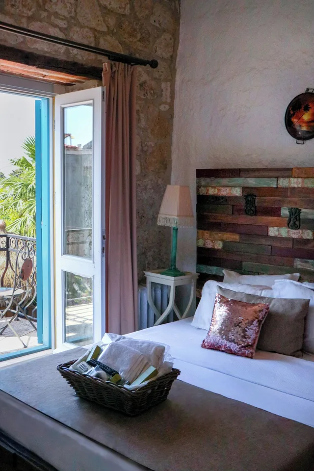 غرفة ديلوكس بسرير كوين بشرفة، Cocopalm Boutique Hotel Alacati 2/10