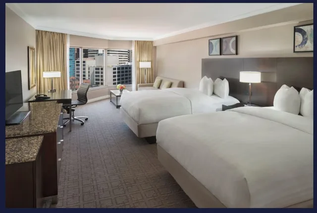 غرفة بريميوم بسرير كوين، INTERCONTINENTAL TORONTO CENTRE 3/5