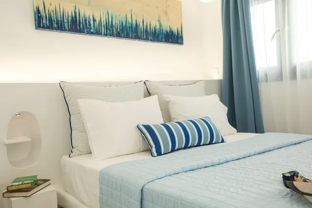 Deluxe, Double Bed, Sea View, Sofa, Hot Tub, Amera Suites 6/10